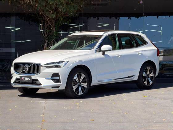VOLVO XC60 2.0 T8 RECHARGE PLUS AWD GEARTRONIC